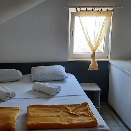 Villa Leonarda Pakoštane